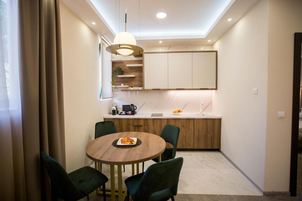 Vs Apartmani วรินรัชกา บานยา ภายนอก รูปภาพ