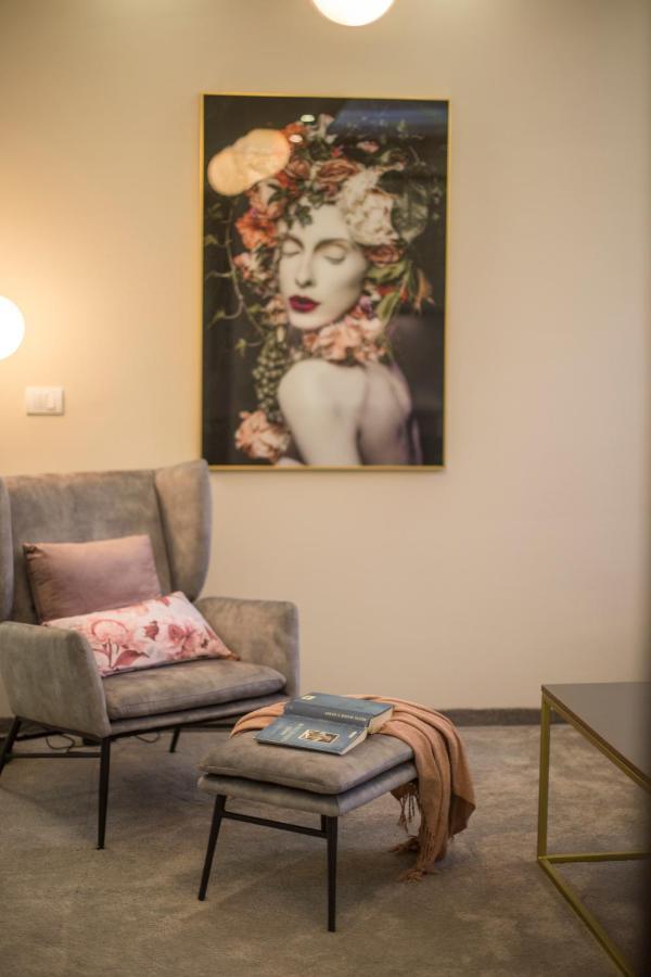 Vs Apartmani วรินรัชกา บานยา ภายนอก รูปภาพ